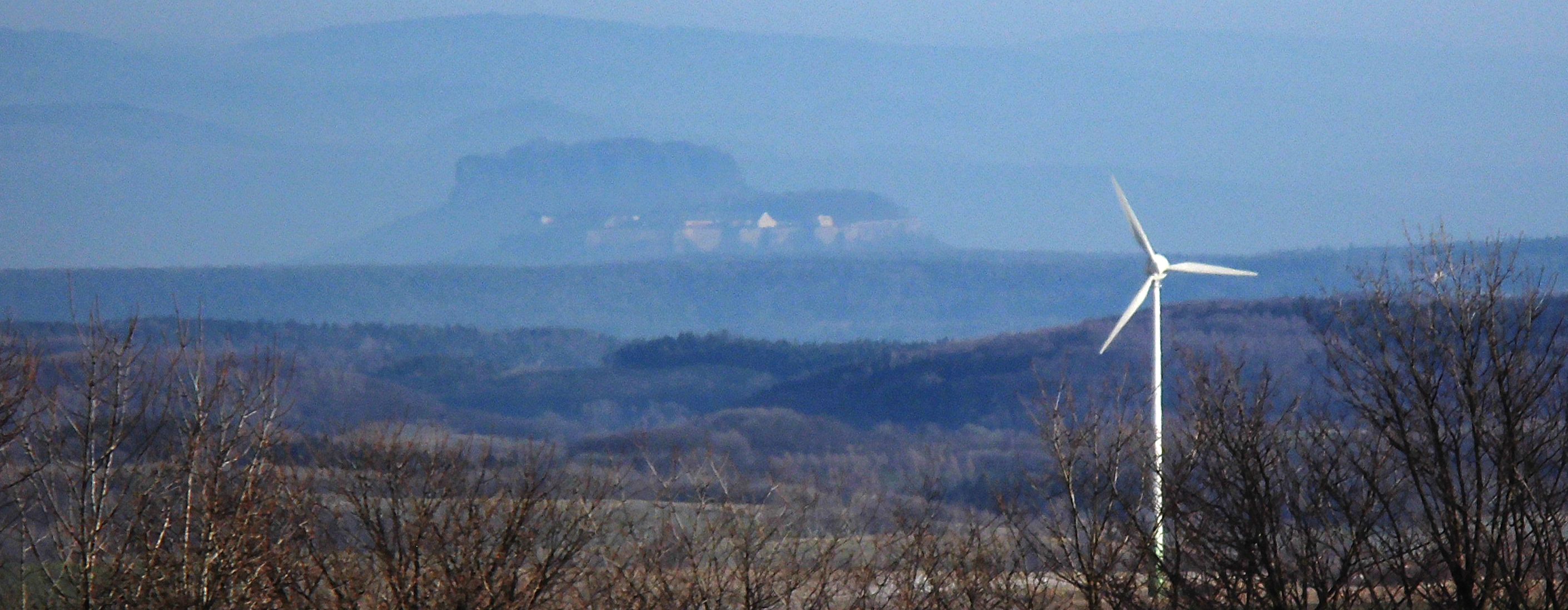 Panoramaweg - Blick nach Königstein und Lilienstein